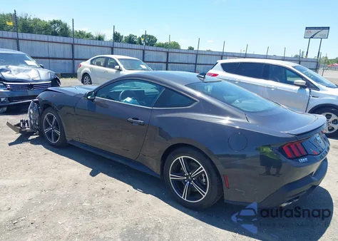 2024 Ford Mustang z USA, uszkodzony, nr VIN 1FA6P8TH3R5114246